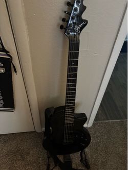 Esteban Midnight Legacy Les Paul w/ Case