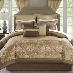 Brystol Luxury 24 Piece CK New