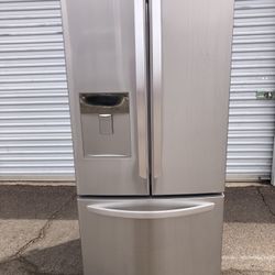 LG Fresh Door Stainless Steel Refrigerator - Clean and Nice - One Month Warranty - Delivery Available - Dimensions W30-D31-69