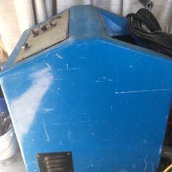 Carpet Cleaning Machine, Used, Wand And Hoses NOT Included