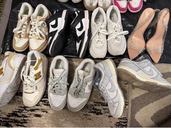 Women Nike Dunks And New Balance