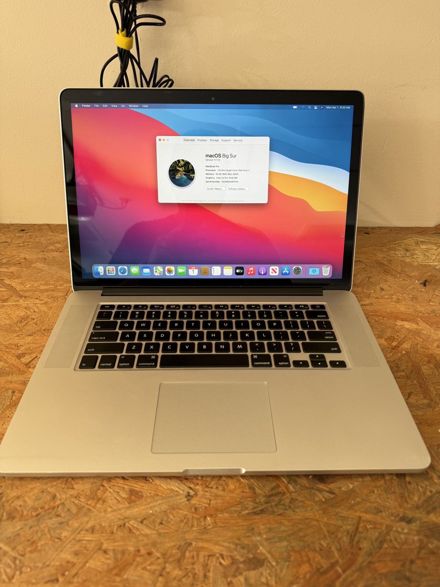 Apple MacBook Pro 15” (1TB SSD, Intel Core i7-4960HQ, 2.60GHz, 16GB RAM) Silver