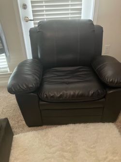 Modern Fort Faux Leather Upholstered Accent Chair