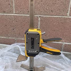 Dewalt Construction Jack
