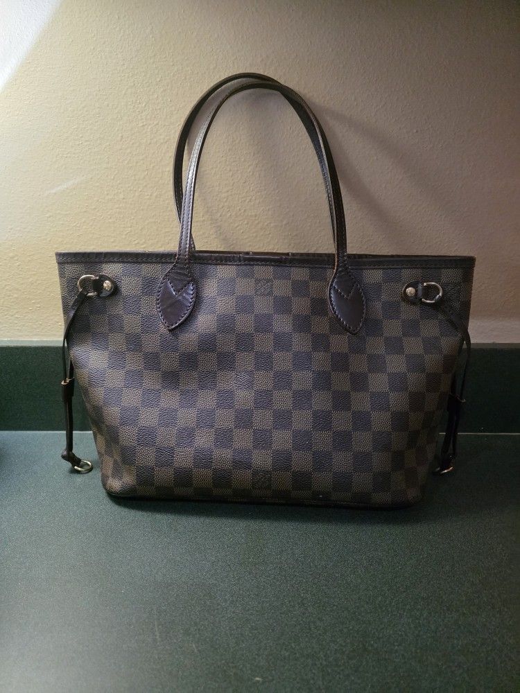 Louis Vuitton Damier Ebene Neverfull PM