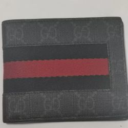 Gucci Bifold Wallet Authentic 