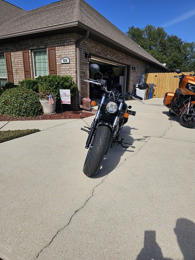 2023 Indian Scout Bobber 60