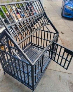 Ainfox 42 in. Heavy Duty Crate, Indestructible Dog Crates Medium Dog. Escape Proof cage Kennel Lockable Wheels. Retails Around $300 with Taxes!