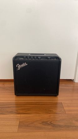Fender Mustang LT25 Amp