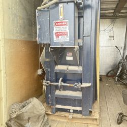 Commercial Compactor. 