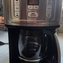 Cuisinart 14 Cup Programmable Coffemaker