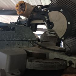 Dewalt Table Saw
