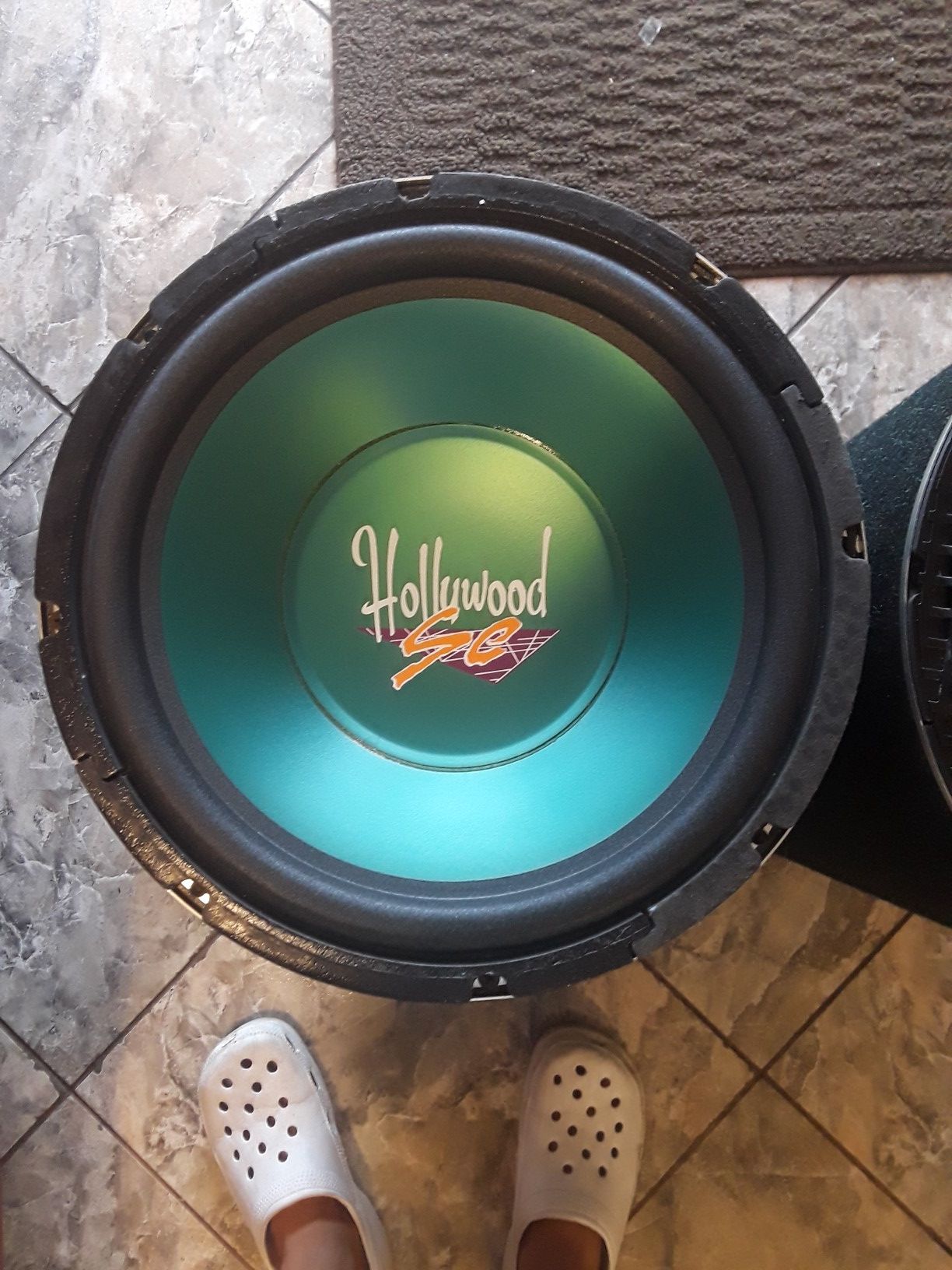 Subwoofer hollywood hotsell