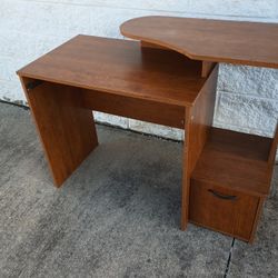 Studio / Computer Desk. $75.