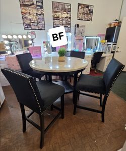 Dining set 5 Pc Faux Marble top, Black wood finish, Black Faux Leather. New Especial price