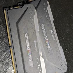 Corsair Vengeance LED (white) 16GB 2x8GB DDR4 3000MHz RAM