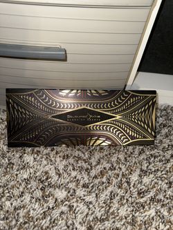 Coloured Raine Eyeshadow Palette