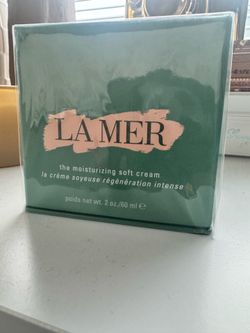 Brand new La Mer Moisturizing Soft Cream 2 oz