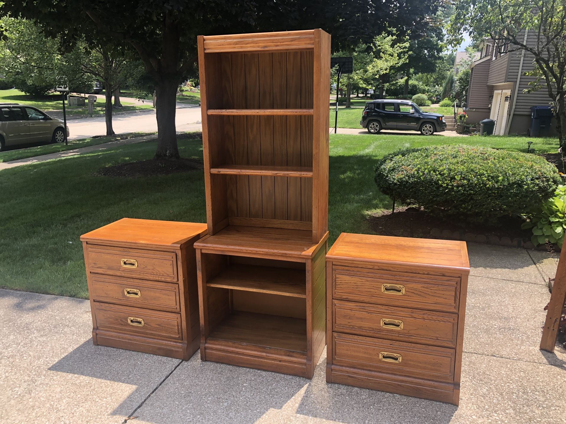 Young Hinkle Outrigger Twin or Bunkbed Bedroom Set for Sale in Cuyahoga Falls, OH OfferUp
