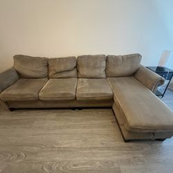 Comfortable 4-Seater Sectional Sofa
