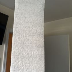 Queen Metal Spring Box 