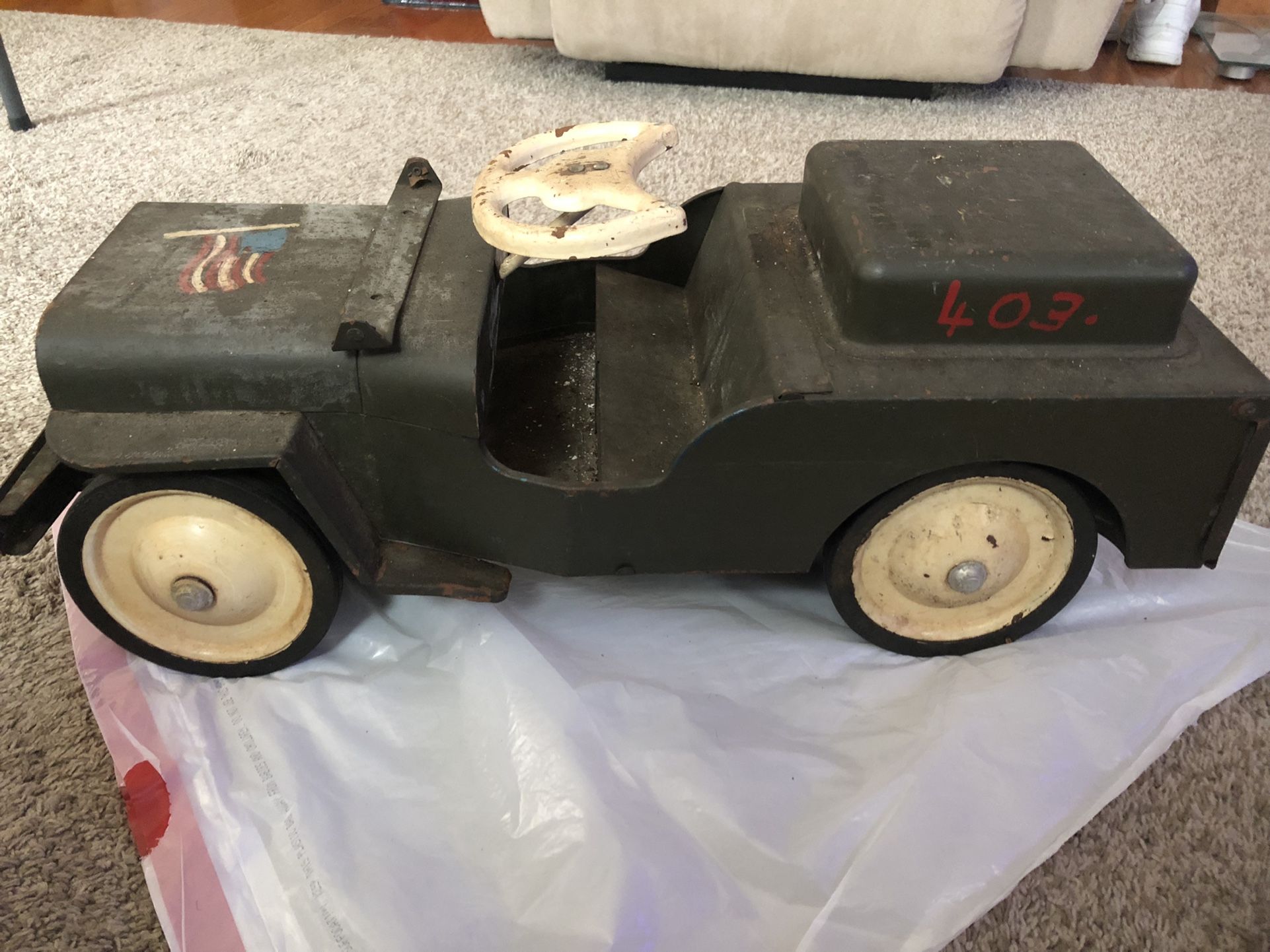 Structo Willy’s Vintage Ride On Army keep 26” Long