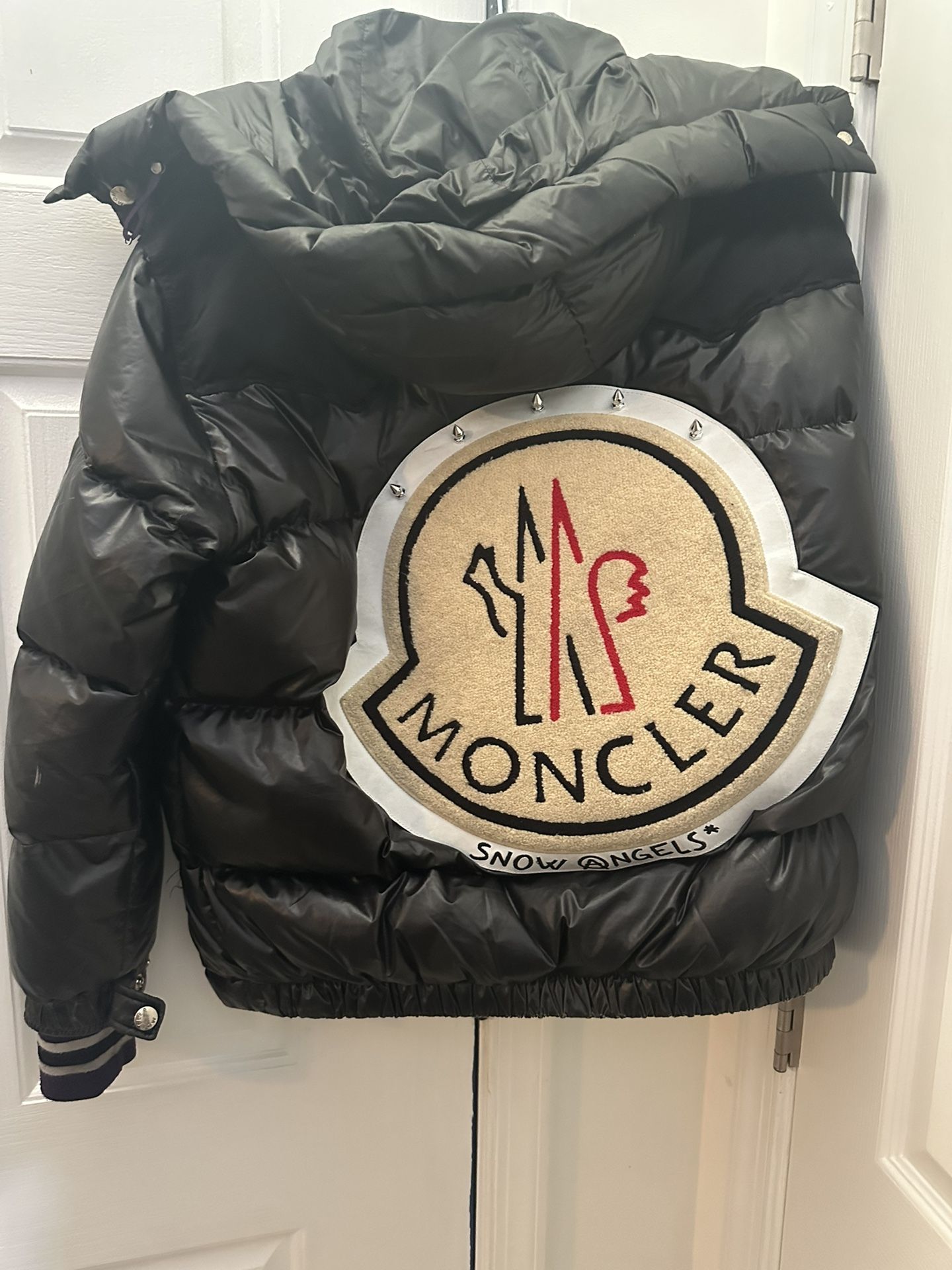 Men’s small(8) Designer Puffer Coat