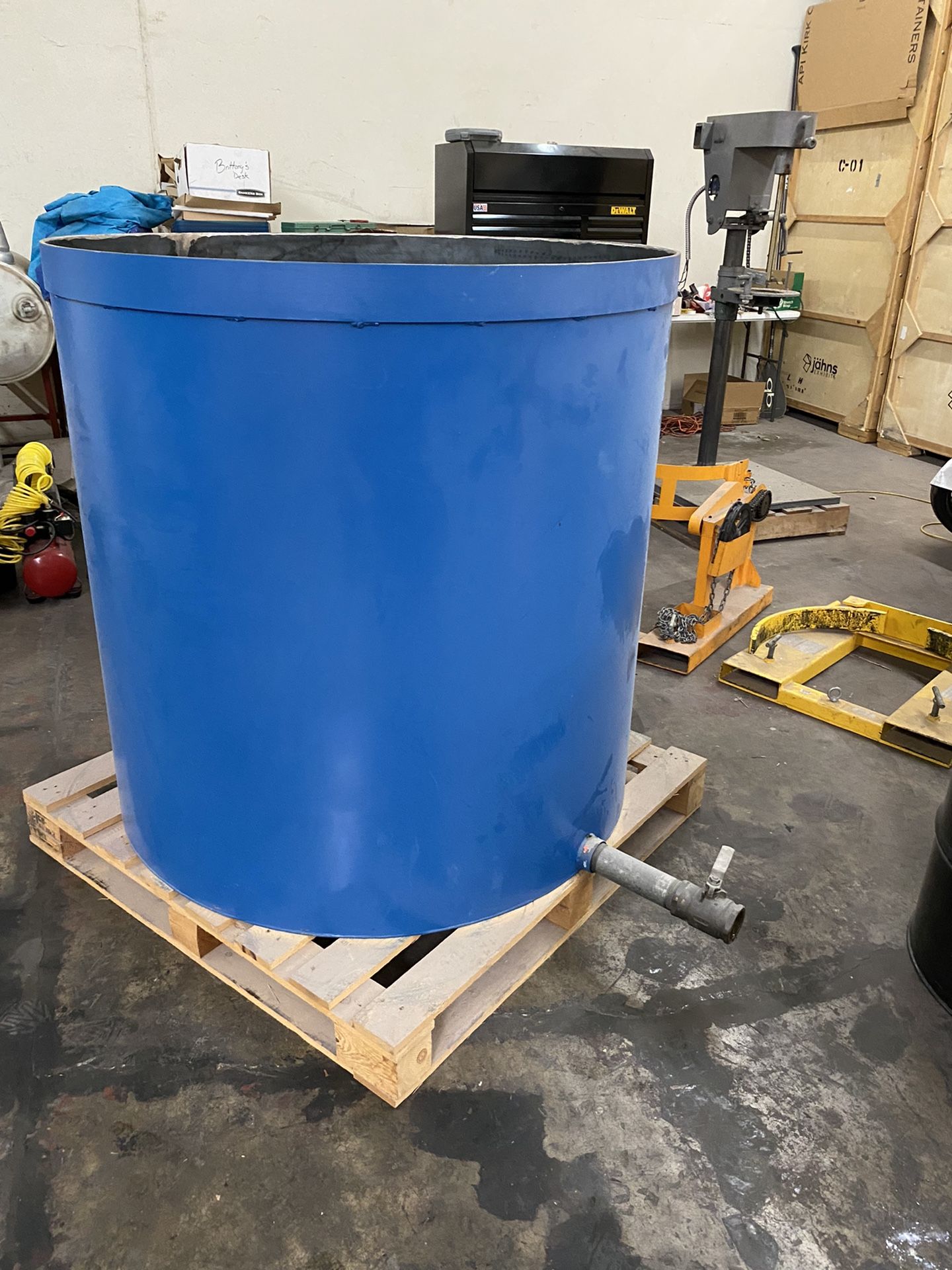 Mixing Tank 275 Gallons-never Used