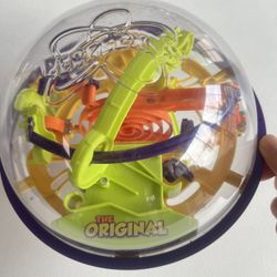 Spin Master Games Perplexus Interactive Maze Game with 100 Obstacles
