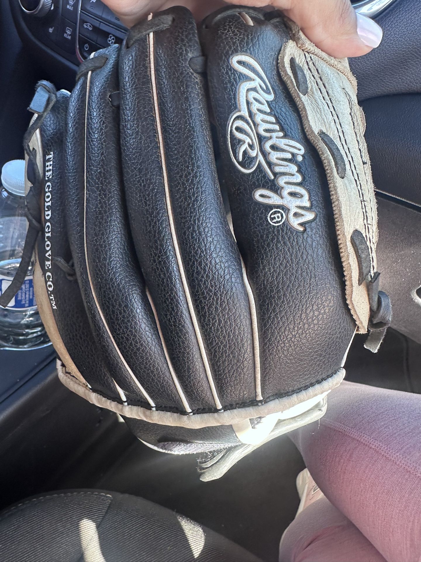 T Ball Rawlings Glove 