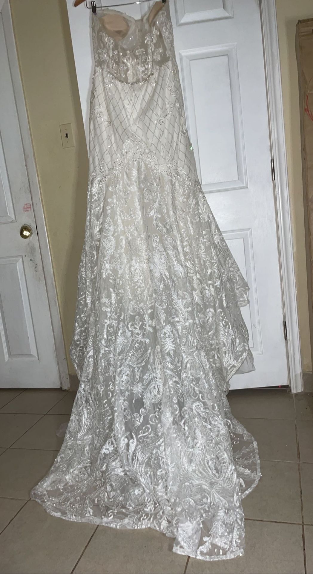 White wedding Dress Size 14