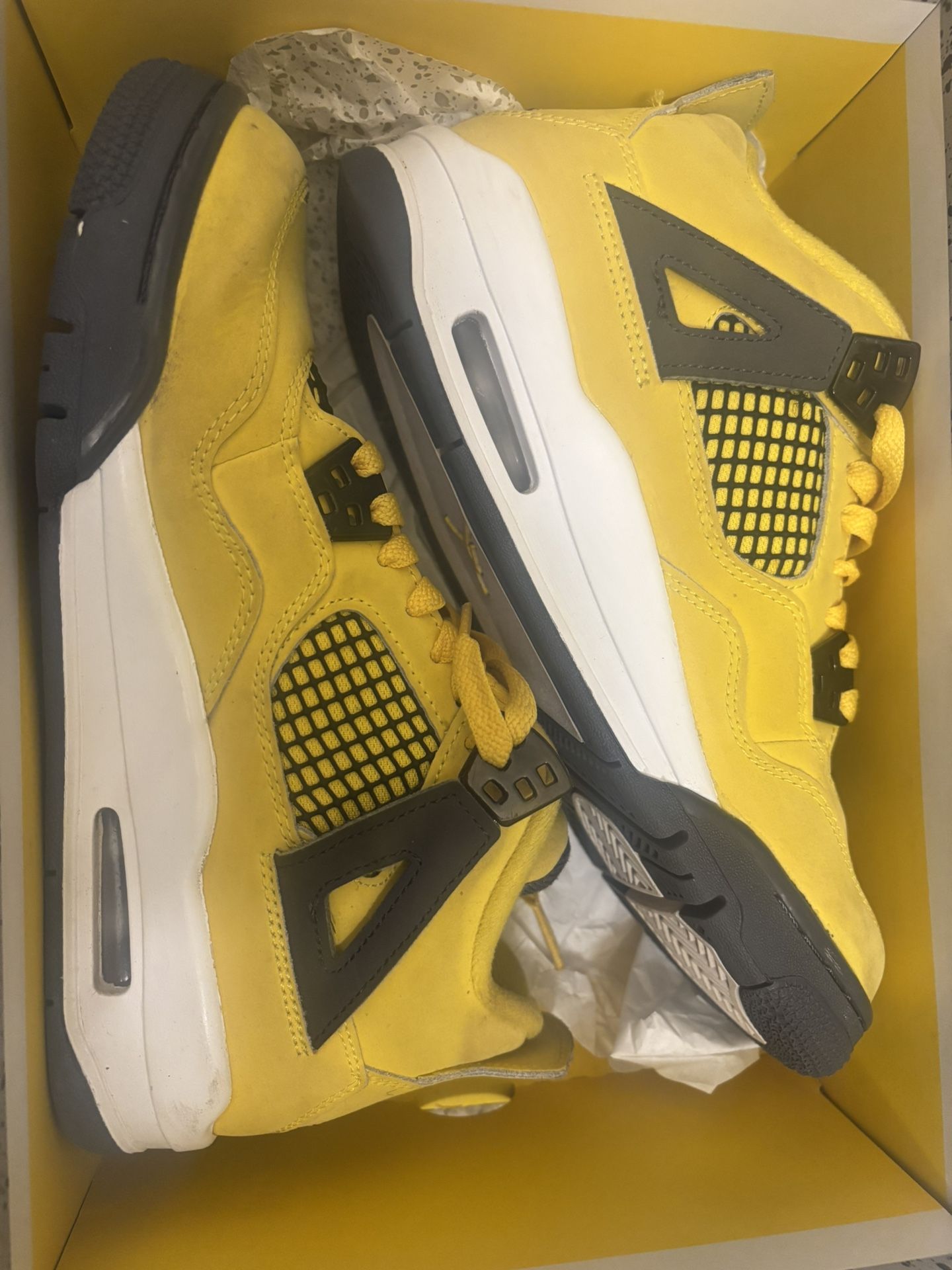 Jordan 4 Lighting Retro