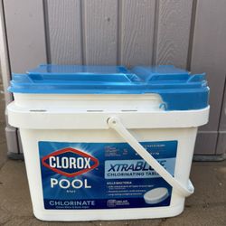 Clorox Pool&Spa  23 Pound(s) Bucket Tablets Chlorine white