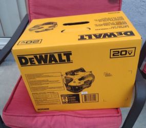 DeWalt Cordless Vacuum
