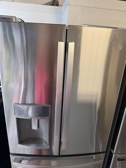 GE Profile Stainless Steel French Door Refrigerator with Ice Maker