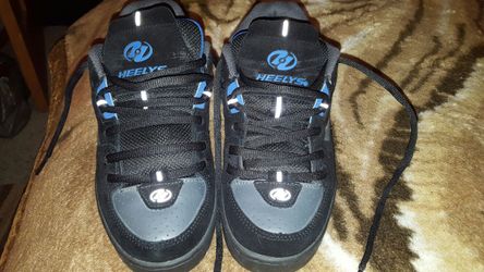 boys heelys