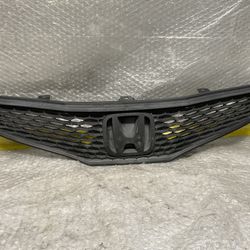 2009-2013 Honda Fit Front Bumper Grille