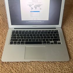 Mac Book 