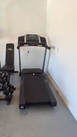 Nordictrack tredmill (FREE)