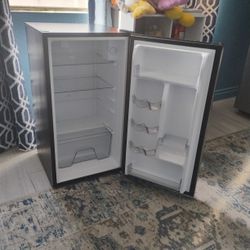 Magic  Chef Small Fridge