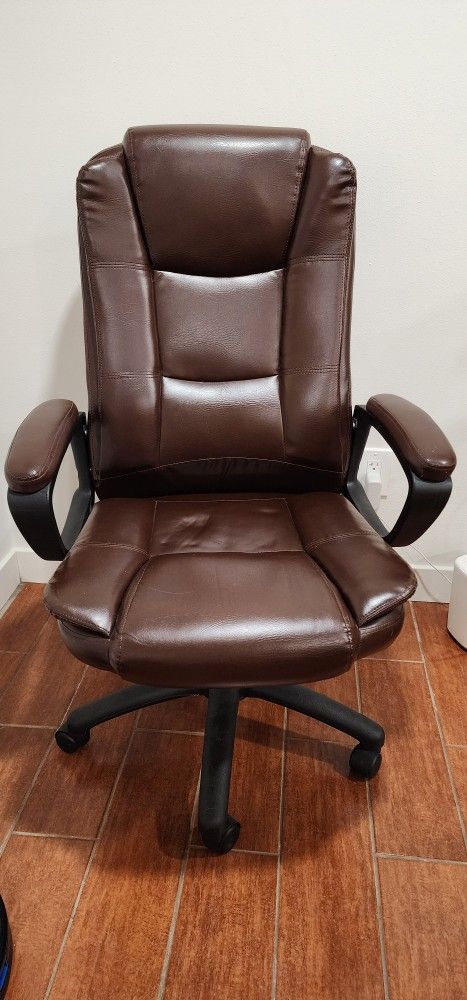 Pristine Quality Leather Office Chair