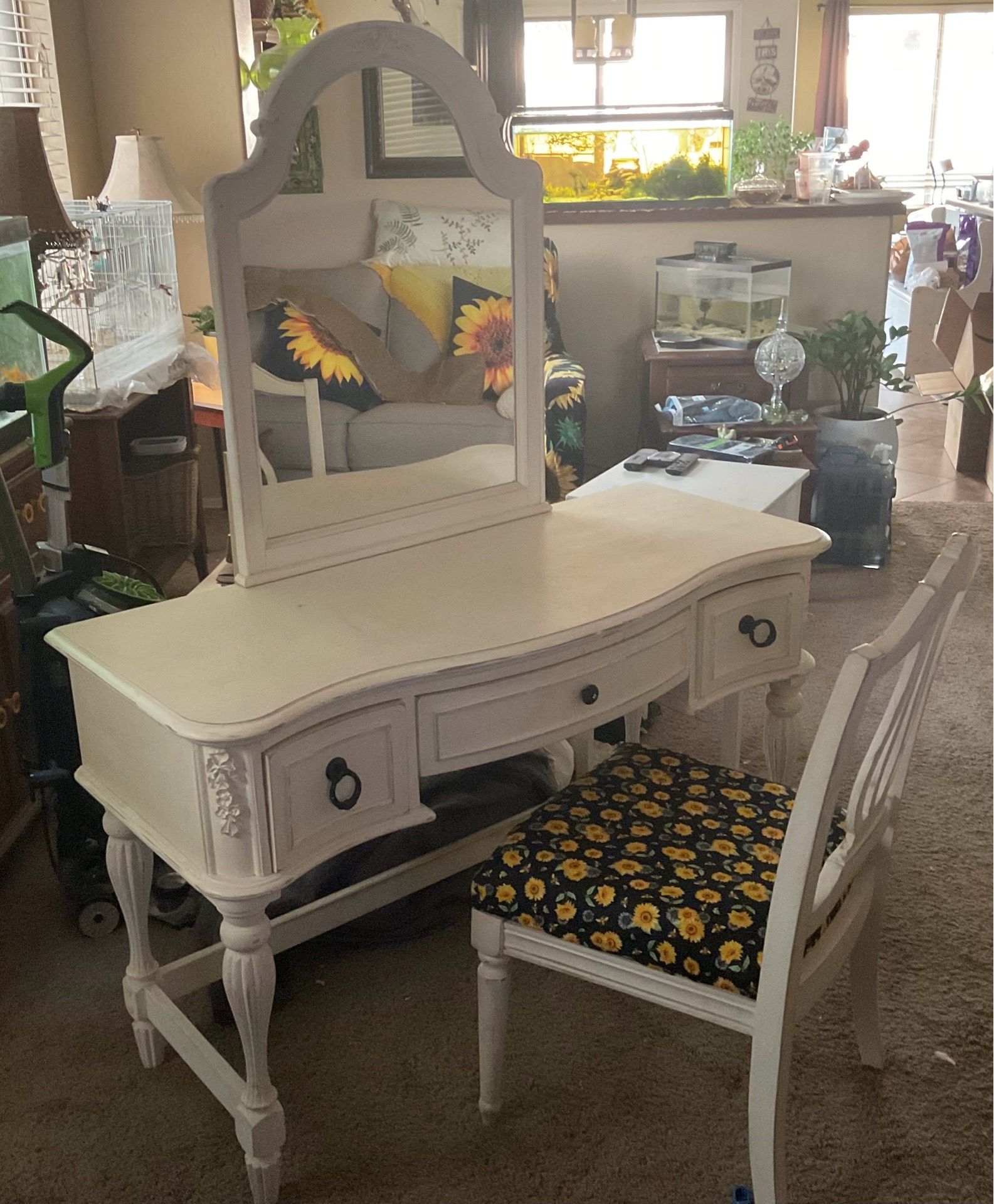 Vanity with Mirror and Chair BEAUTIFUL