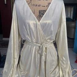 Beautiful Romper Size M. 💜💜