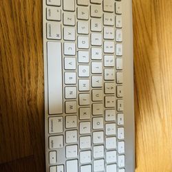 Apple Wireless Keyboard