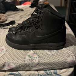 Nike Boots Size 9 