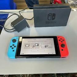 Nintendo Switch 