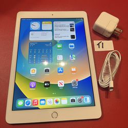 Apple iPad 6th Gen 32GB WiFi + Cellular unlocked 9.7” -White  