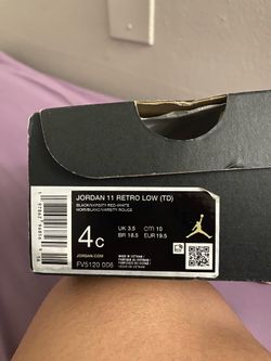 Infants red and black retro 11,s