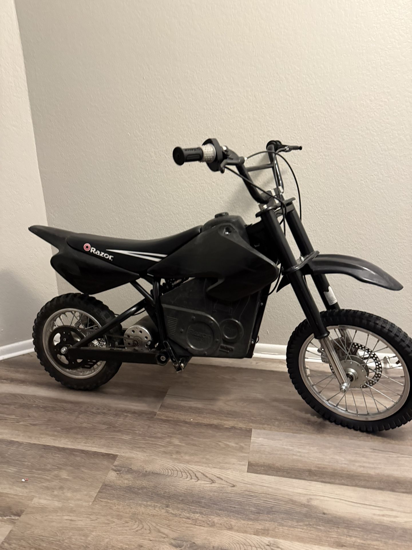Razor Mx650