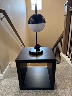 Lamp & Nightstand (color black)